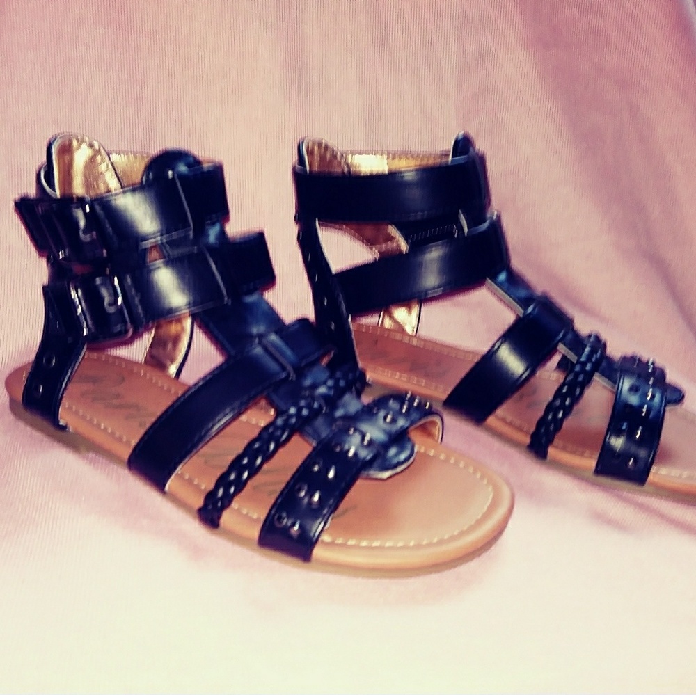 Size 2 NWOT Gladiator Sandals